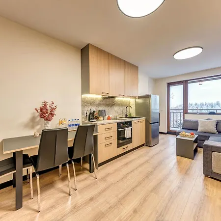 Alpine Glow With Parking Appartement