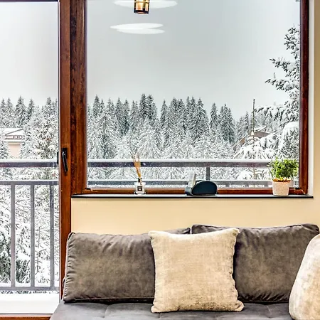 Alpine Glow With Parking *