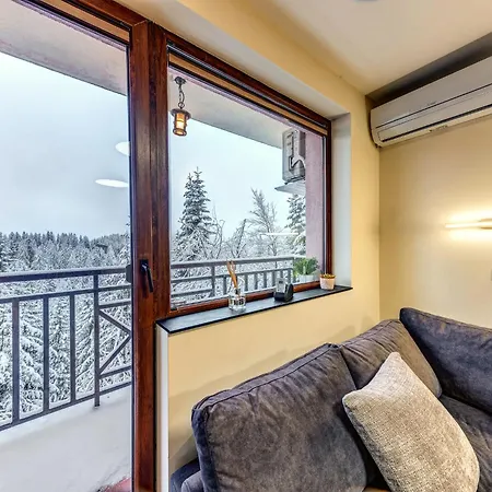 Alpine Glow With Parking بامبوروفو