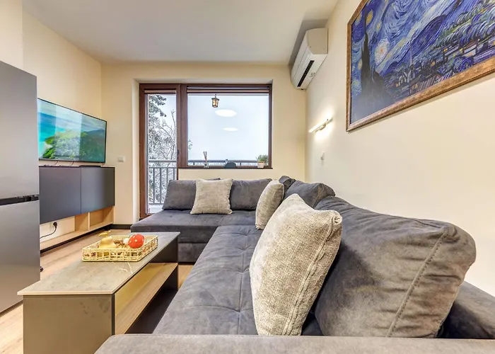 Alpine Glow With Parking Appartement *